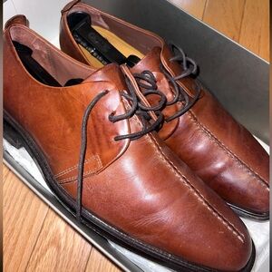 Cole Haan Men’s Brown Leather Lace-Up Dress Shoes – Classic Oxford Style